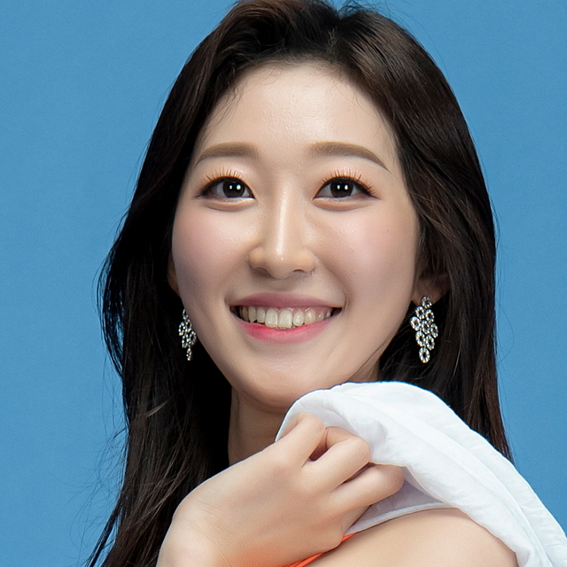 권채영