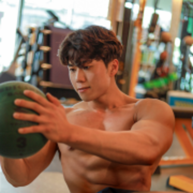 예필용